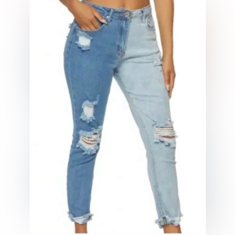 Almost Famous Two-Toned, Distressed Jean with Frayed Hem!